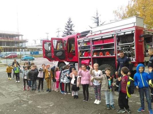 Посещение на децата от 4 гр. в  Пожарната 15.11.19г 2